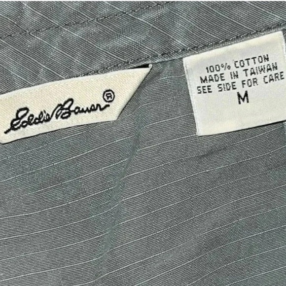 Eddie Bauer Green Cargo Shorts Lightweight Comfort - Picture 3 of 3